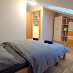 Tartini Square House Fergo